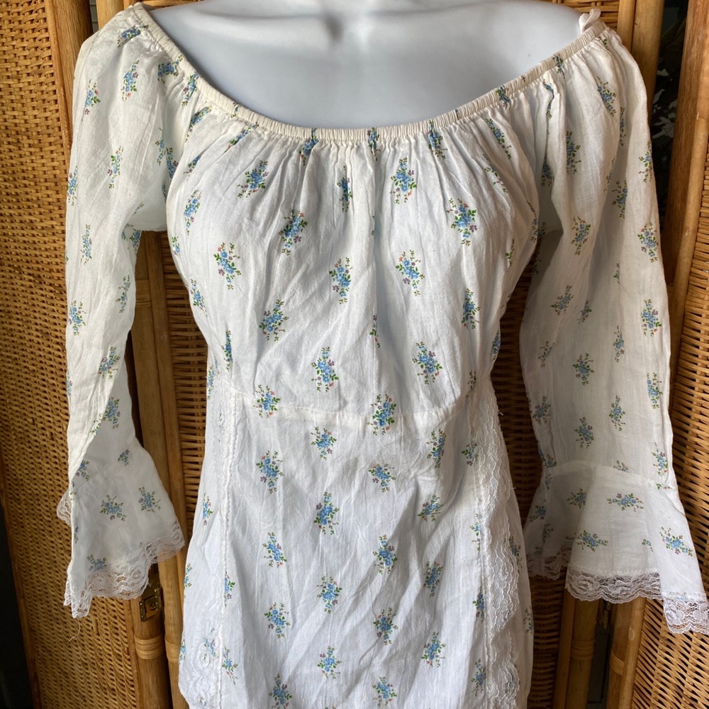 Y2K Floral Off-Shoulder Babydoll Blouse L
